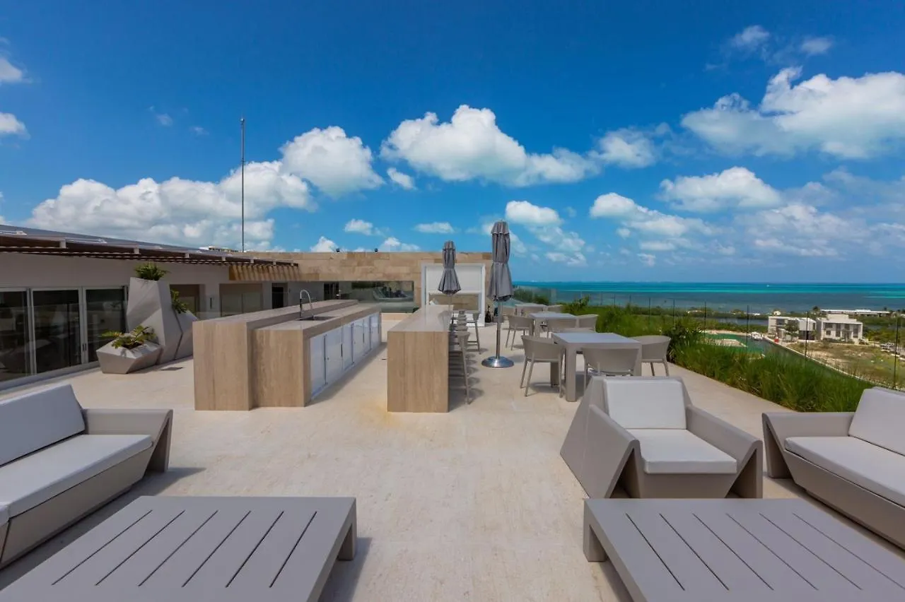 Business Studio-Apartment Near The Beach Cancun Apartment